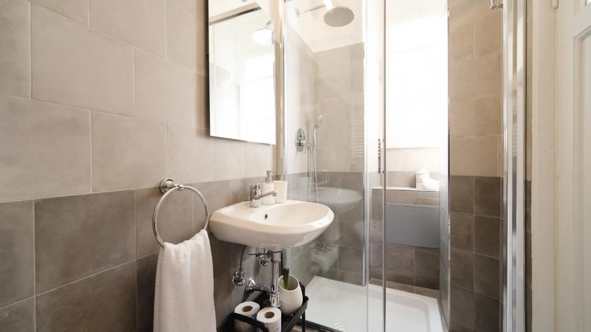 Vatican Domus By Buddyrent Rome Apartment